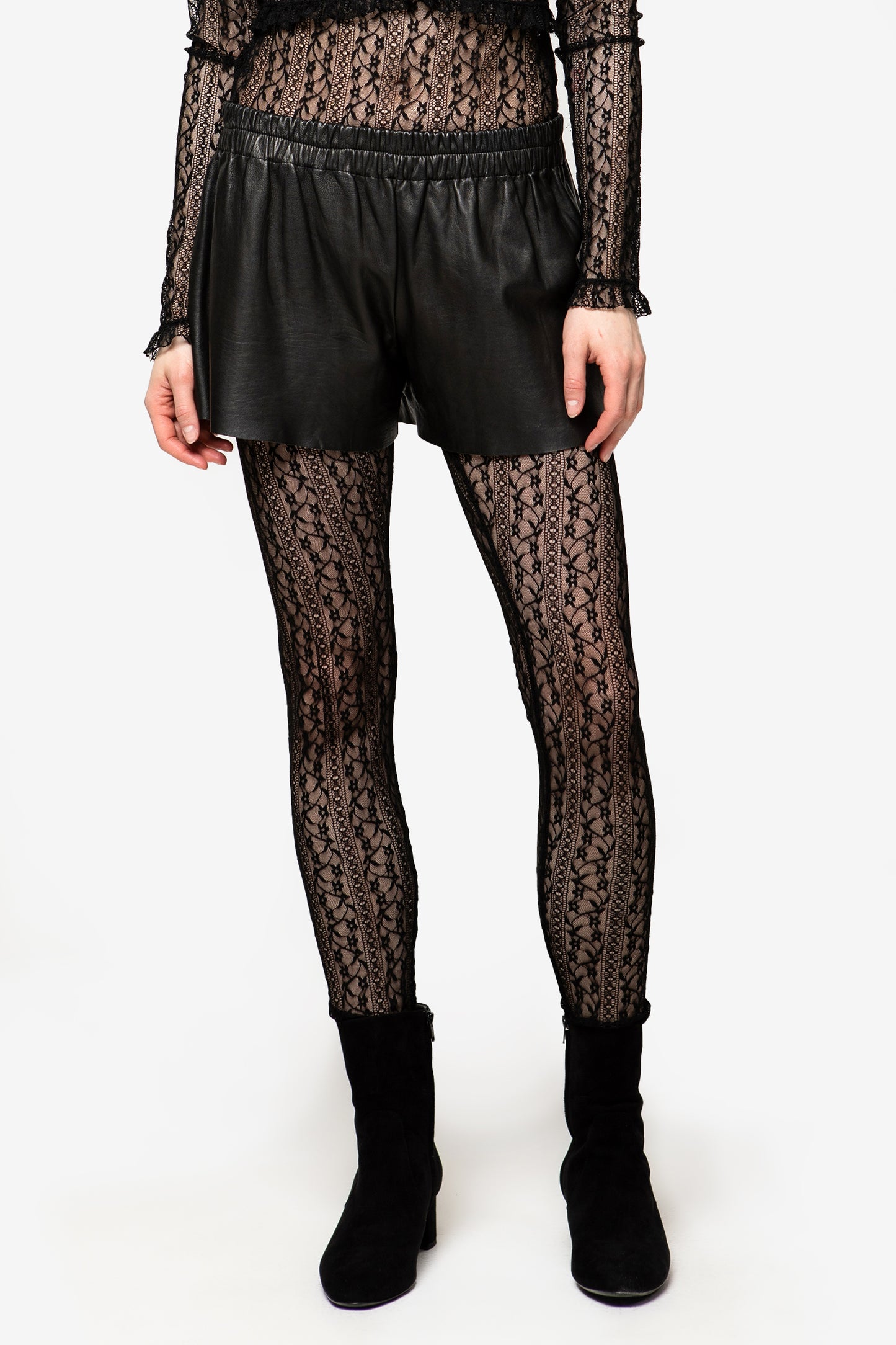 GIOVANNA - Eccentric eco-leather shorts