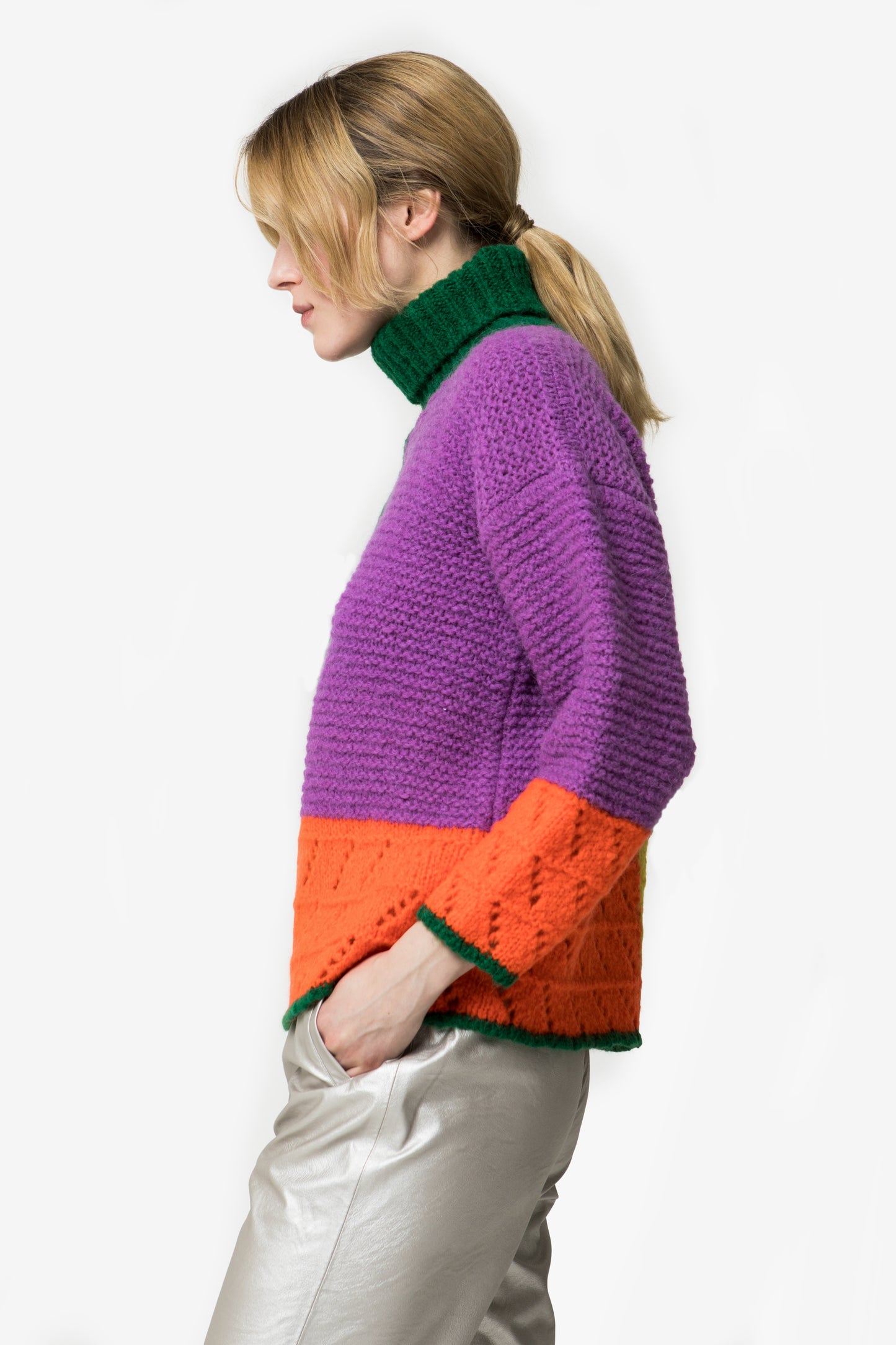 CHIARA - Maglione dolcevita color block
