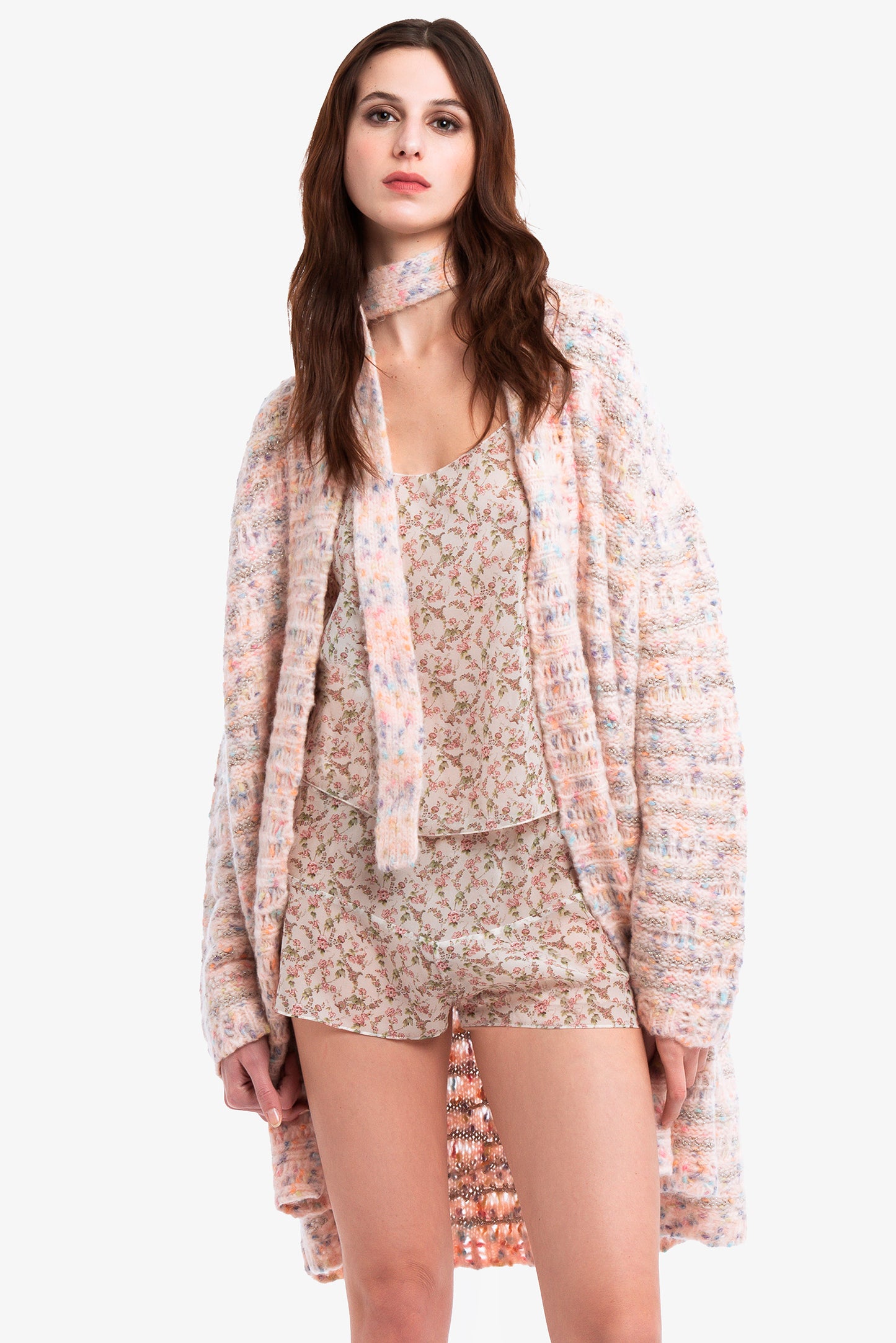 CHIARA - Cardigan over Candy