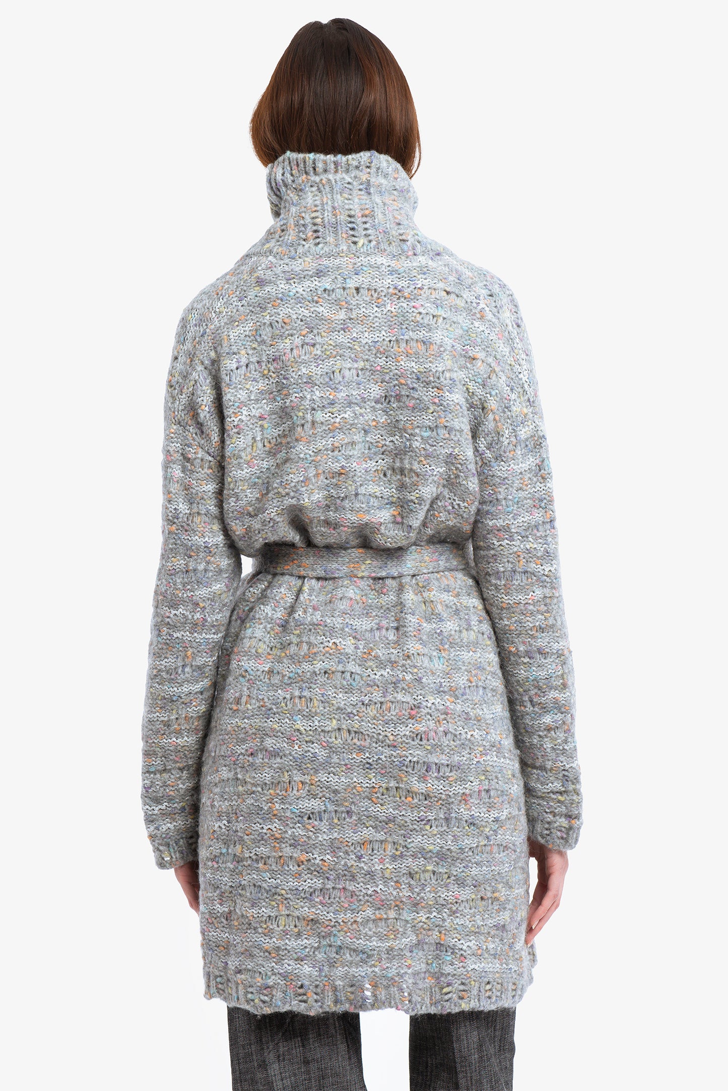 ALINA - Cardigan over Candy