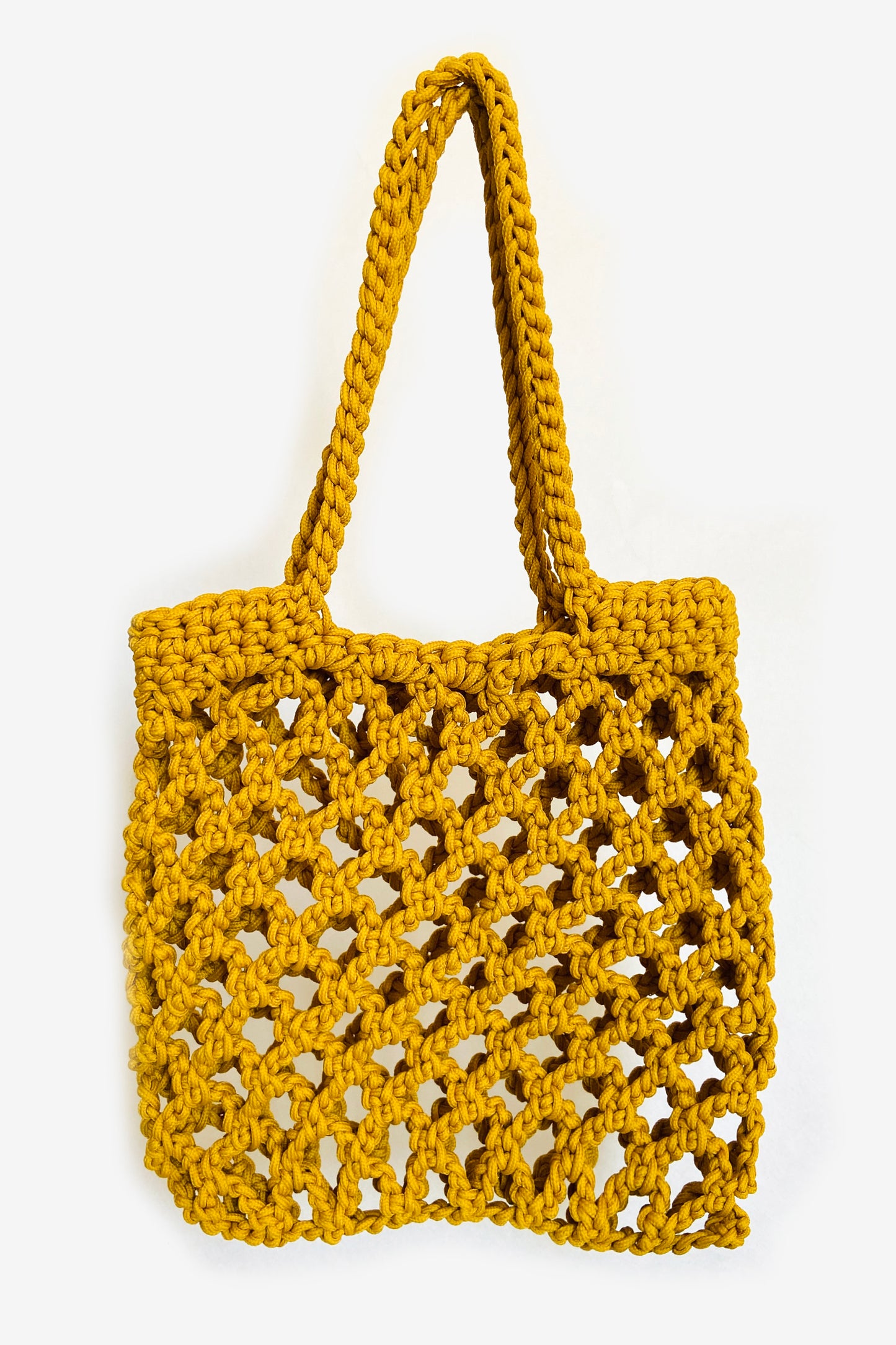 Poncho tropical + Borsa rafia + Sandalo Chimera