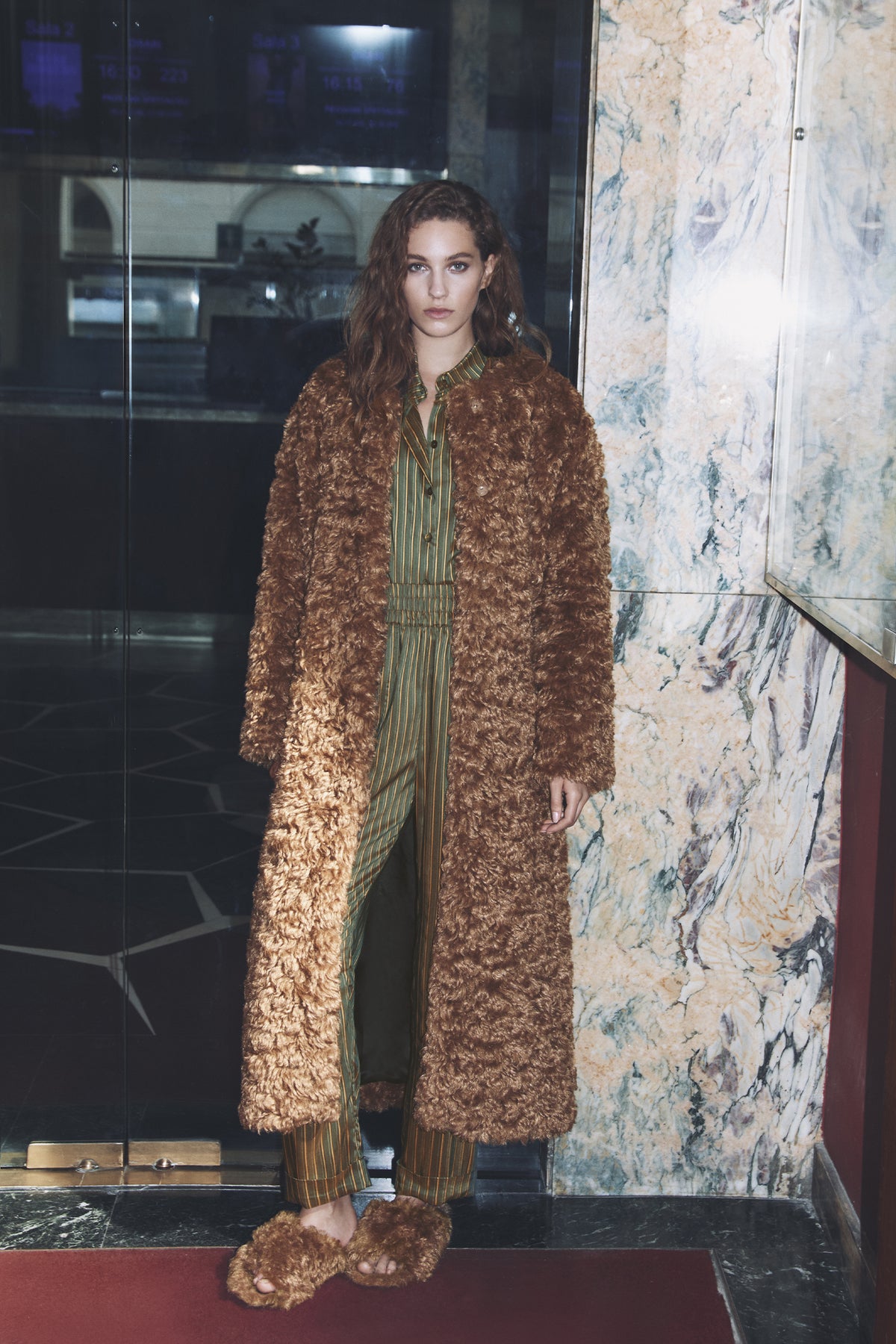 ARTIA - Cappotto over in eco-furry Beast
