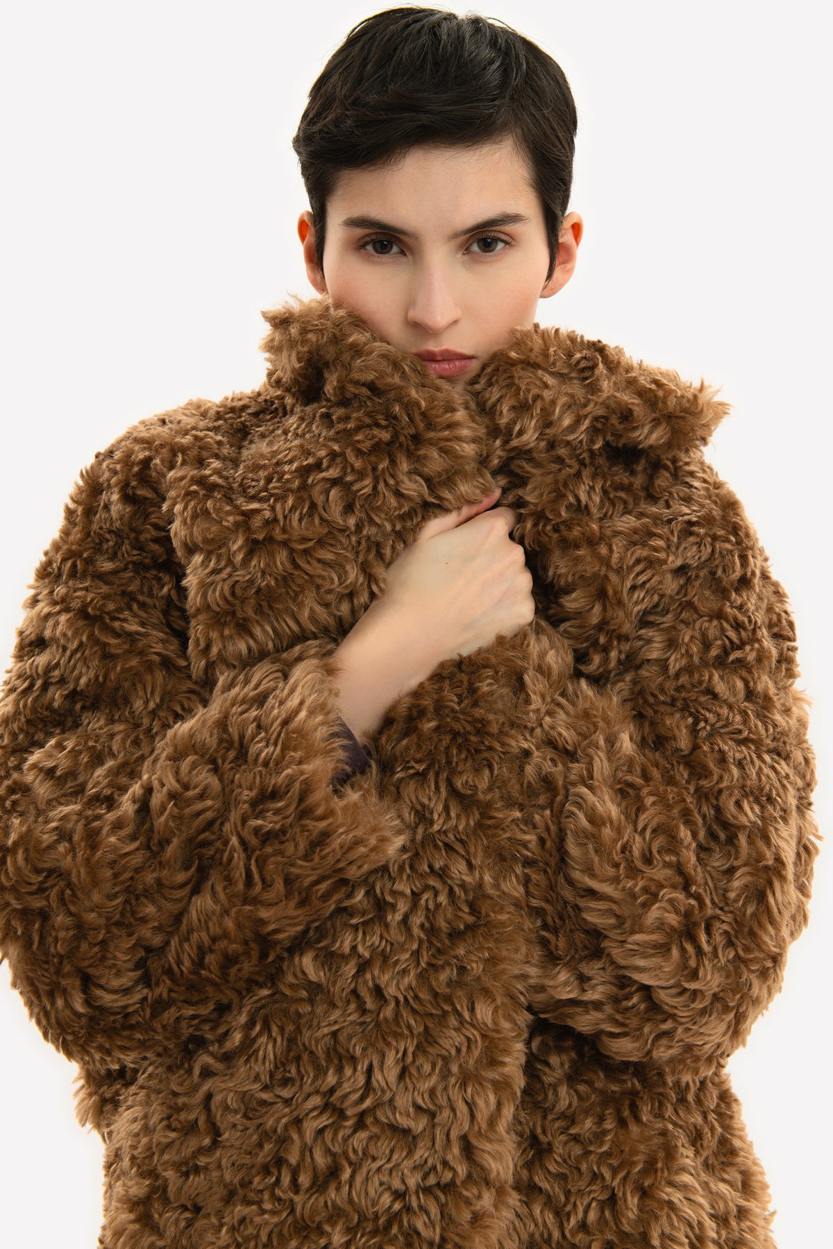 ARTIA - Cappotto over in eco-furry Beast