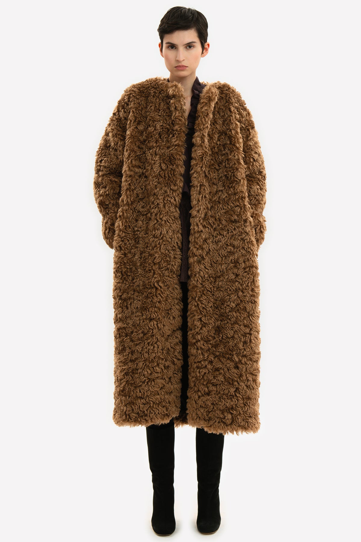 ARTIA - Cappotto over in eco-furry Beast