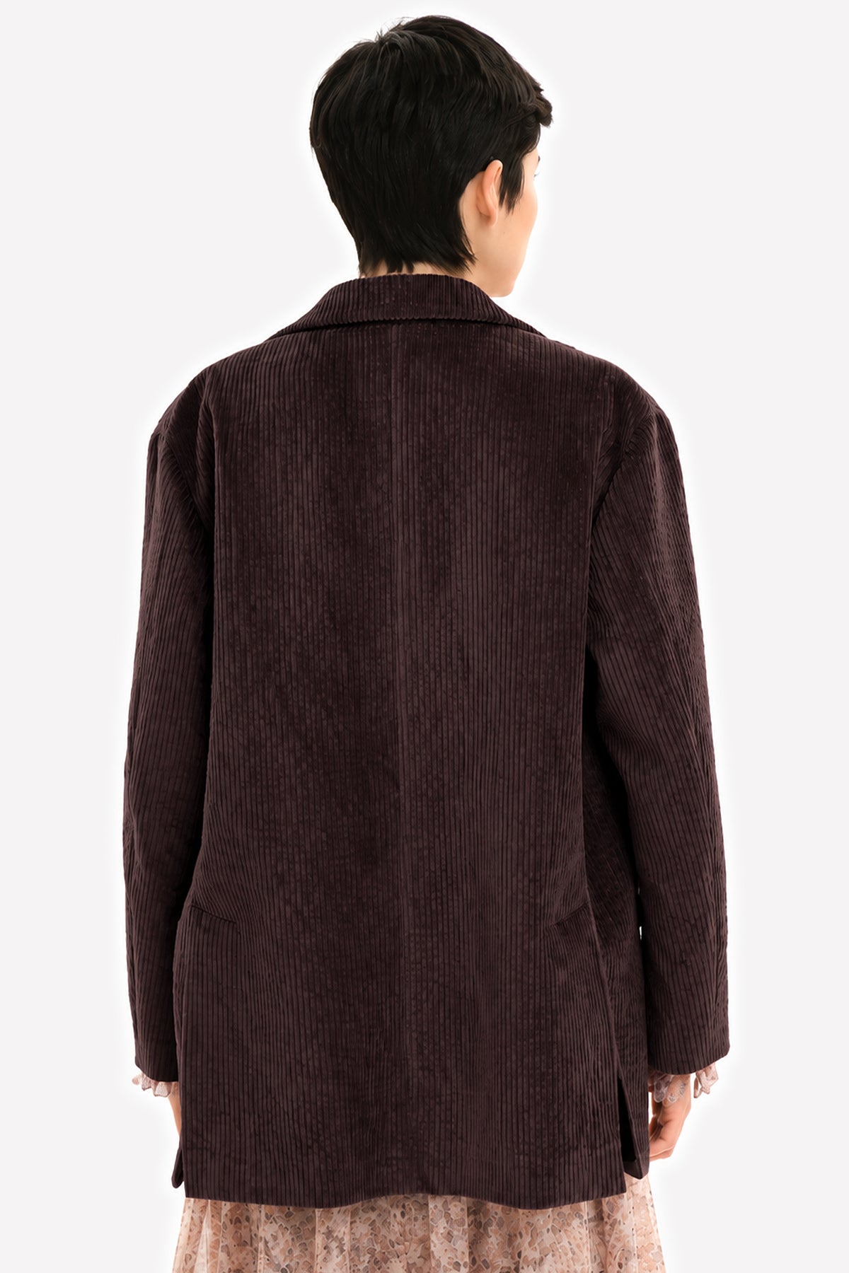 ELENA - Blazer over Velvet
