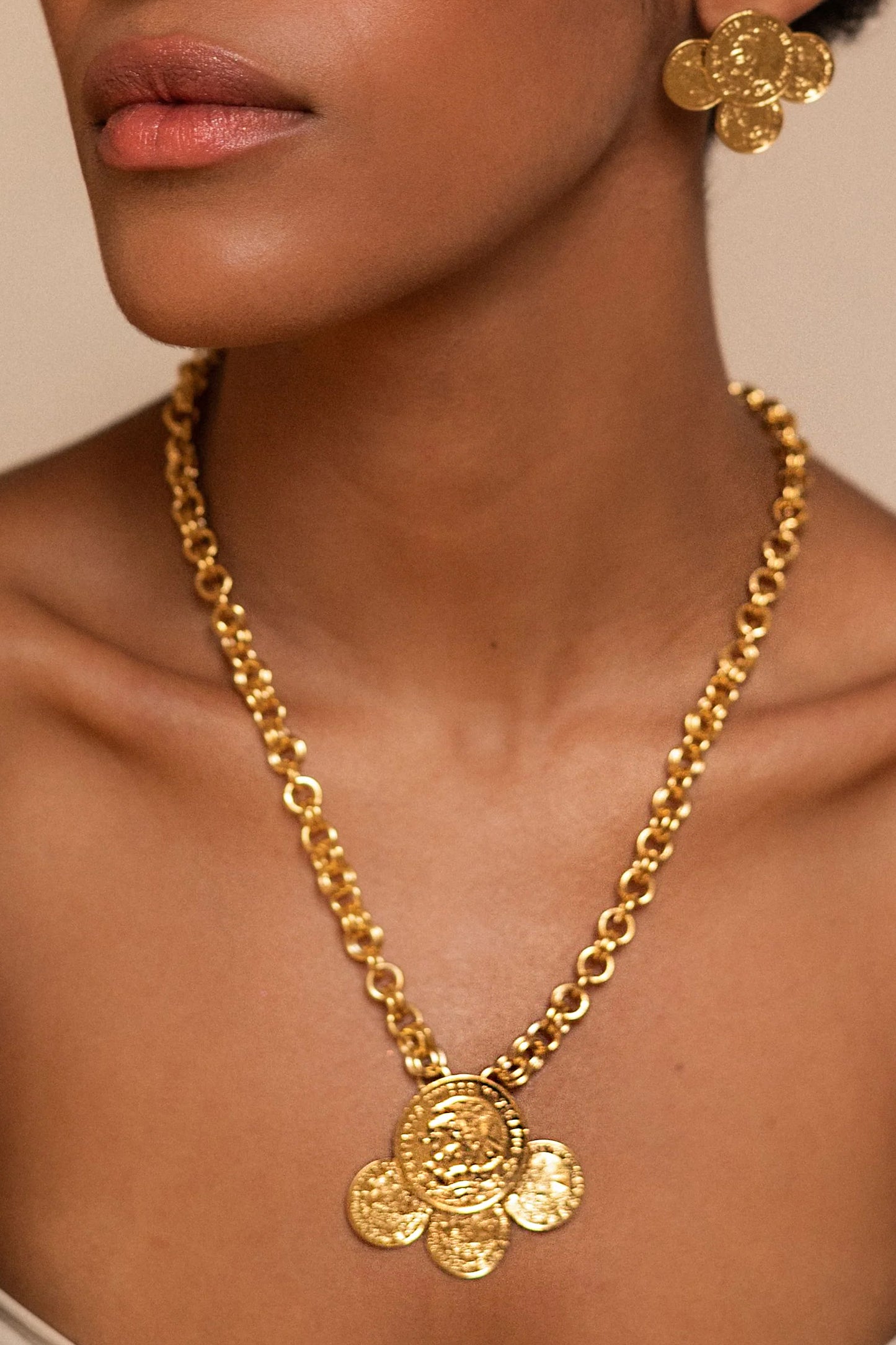 TREBOL - Necklace Daniela Busto Maya