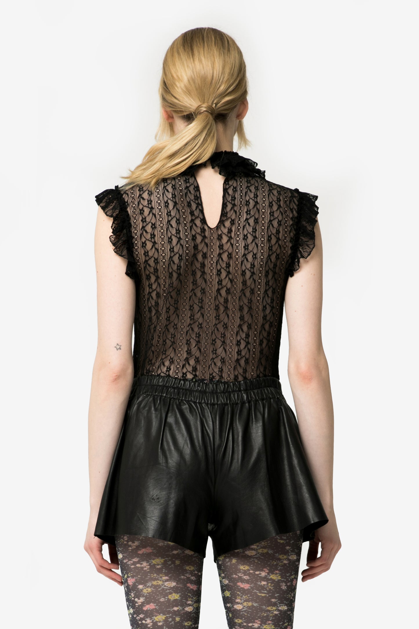 HESTER - Undress lace top