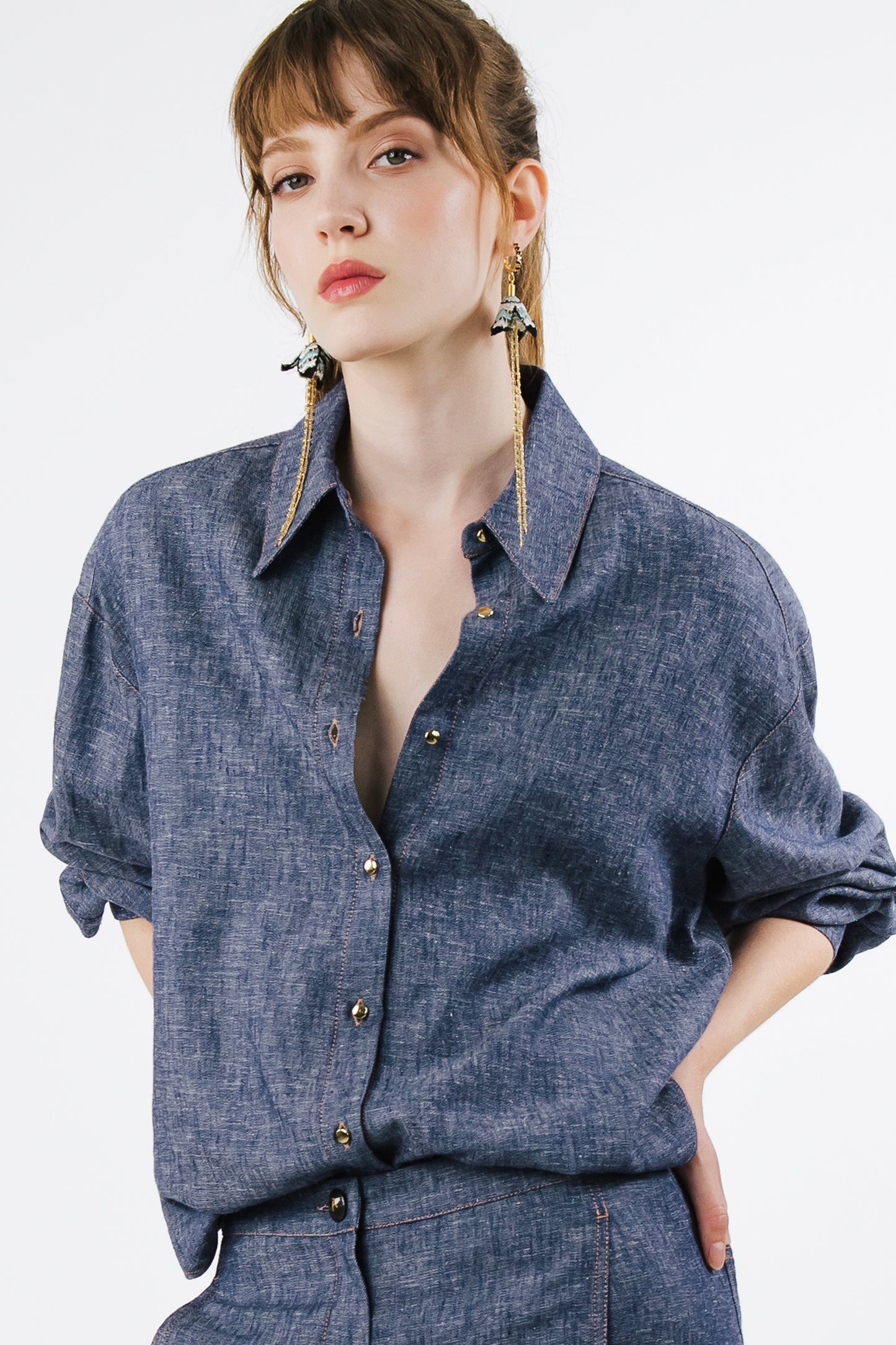 TEODORA - Camicia uomo in lino effetto denim Indigo