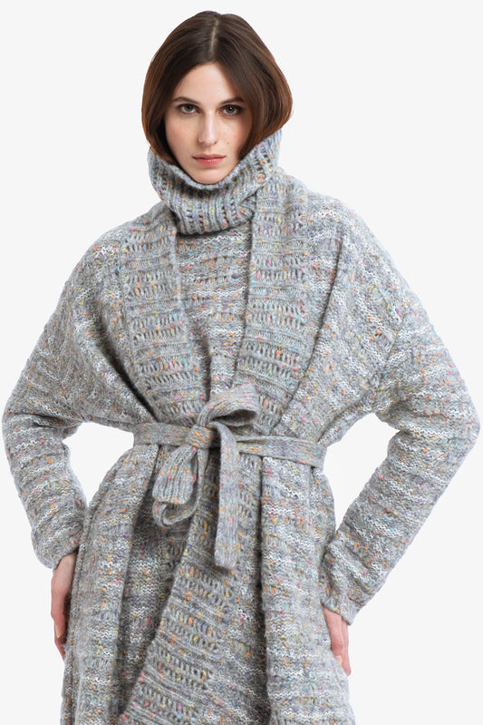 ALINA - Cardigan over Candy