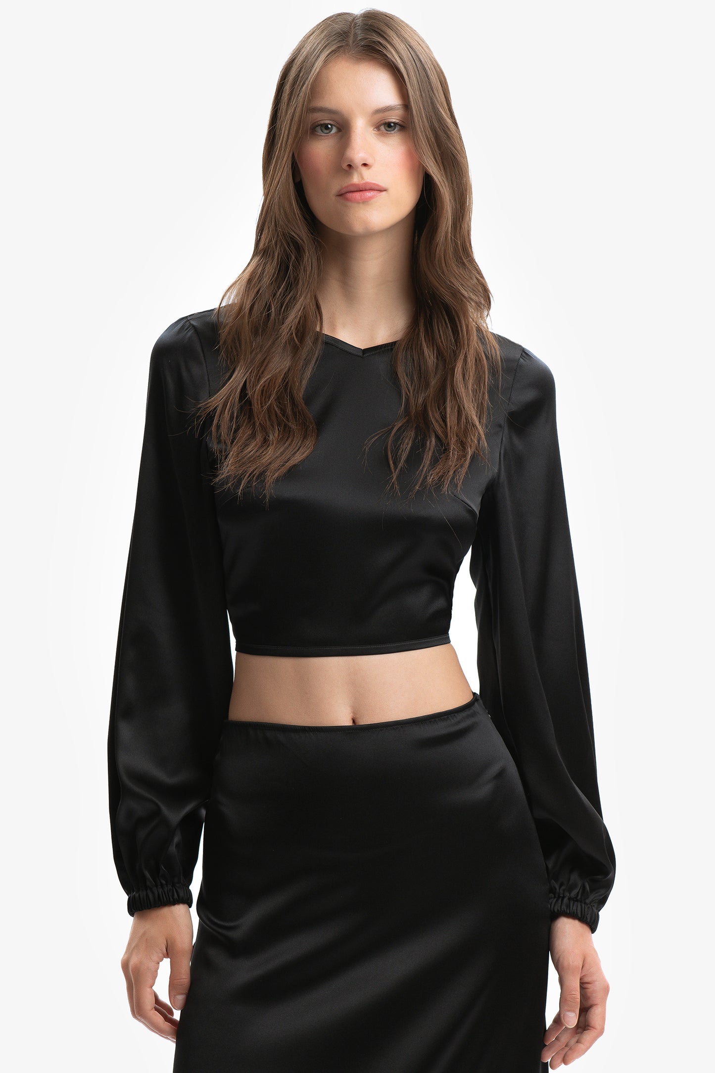 ALLEGRA - Blusa crop in raso di seta Ninfea