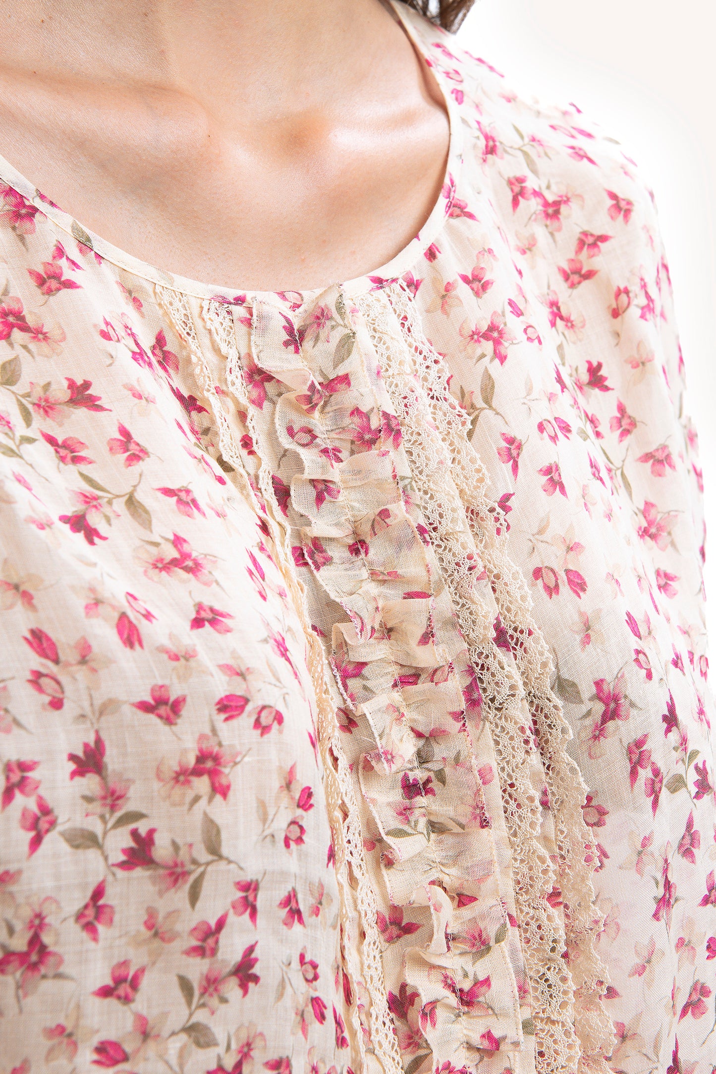 ELEONOR - T-shirt in ramiè Magnolia