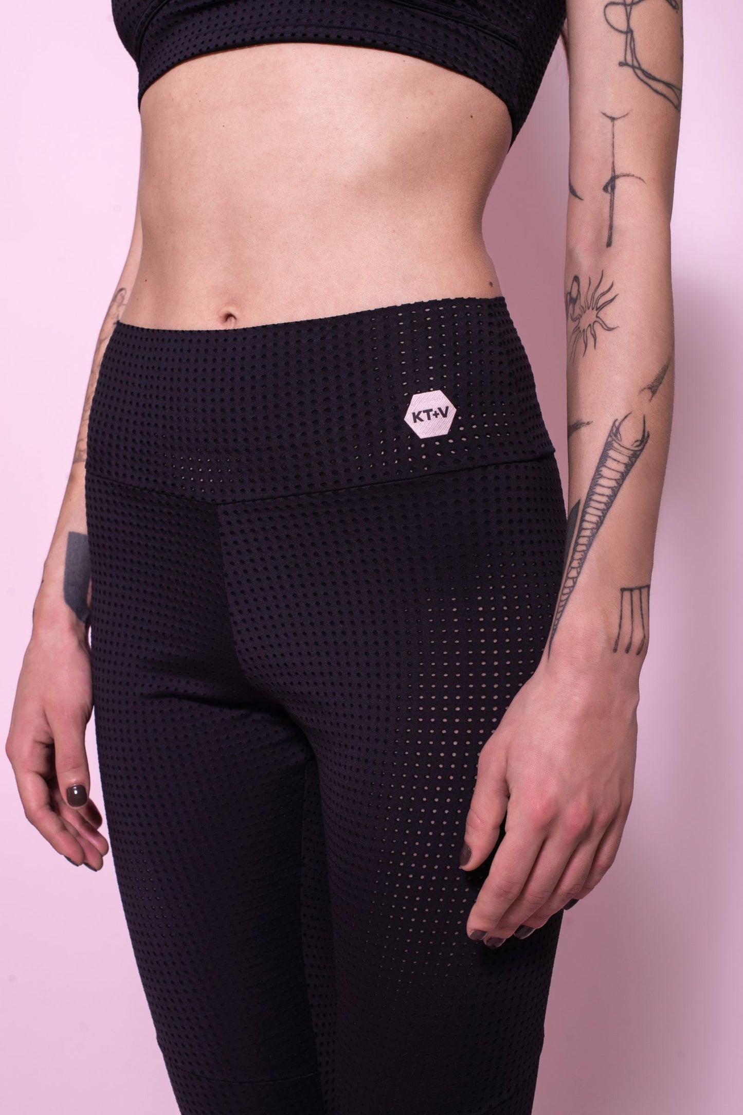 #02 - LEGGINGS LASERATO